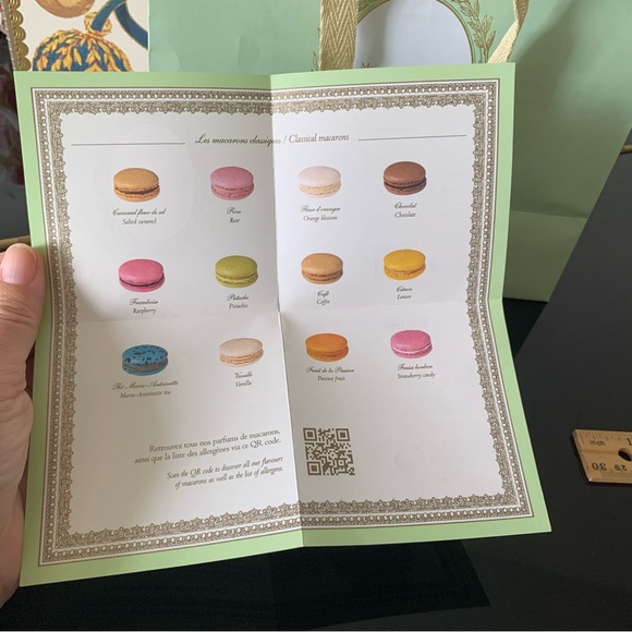 Ladurre Paris Box and Shopping Bag with a macarons description sheet(?) Nov 2024 - Picture 12 of 12